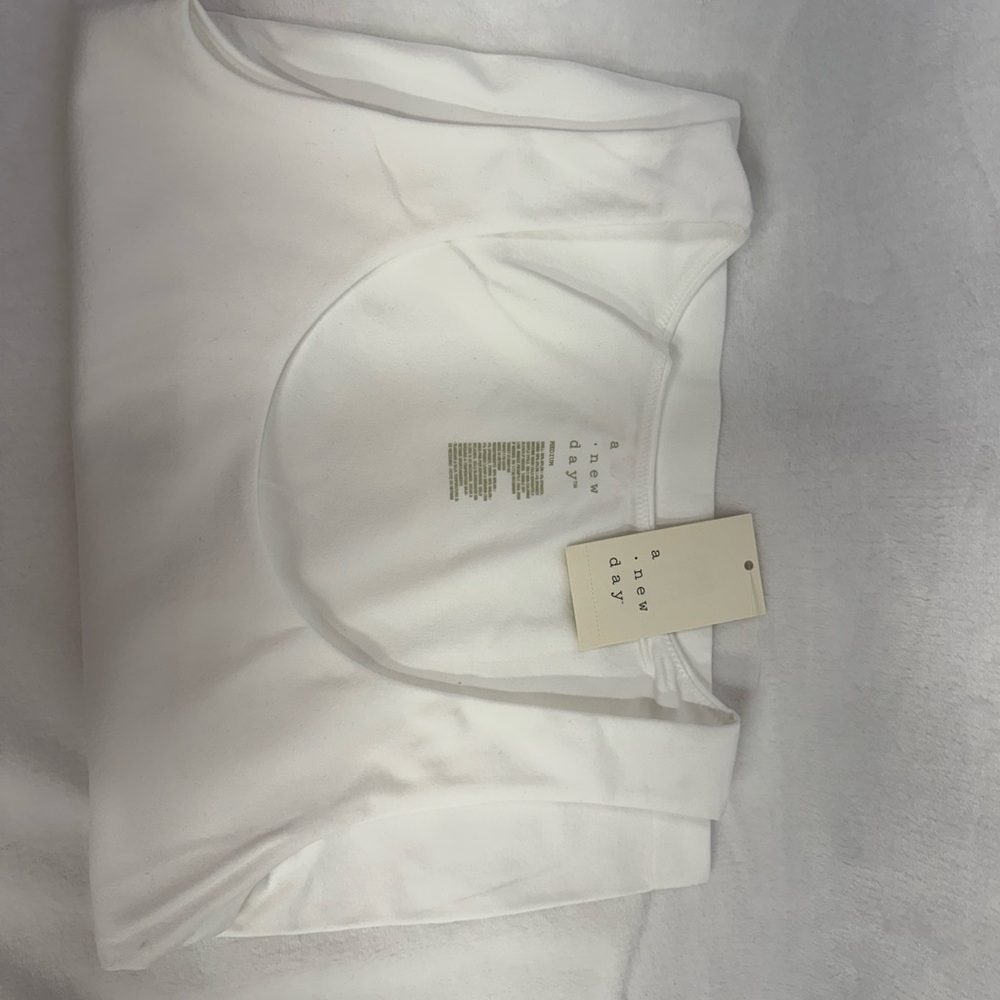 A New Day Women's Classic White Tank Top - Picture 5 of 9